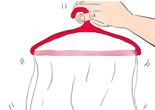 How to Get Wrinkles Out of a Wedding Veil