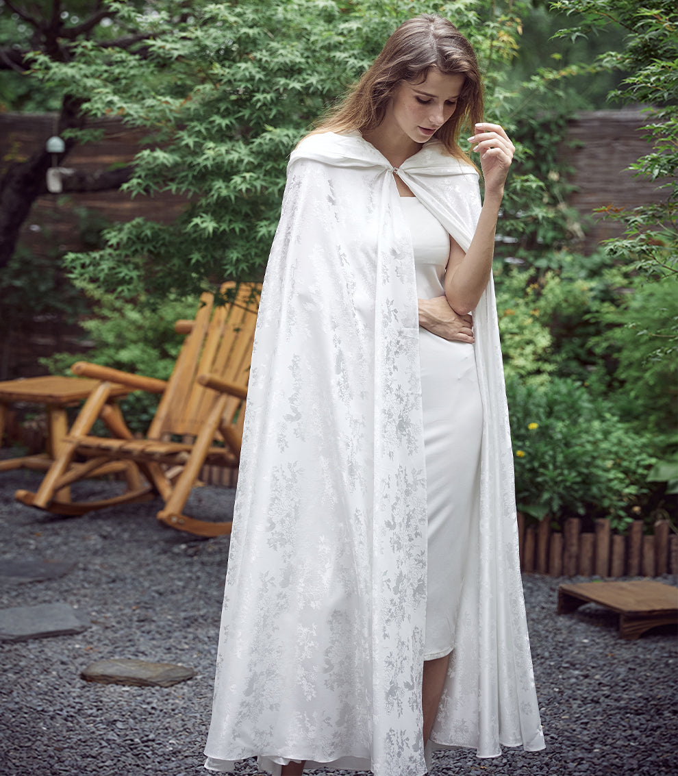 Anthea Cloak