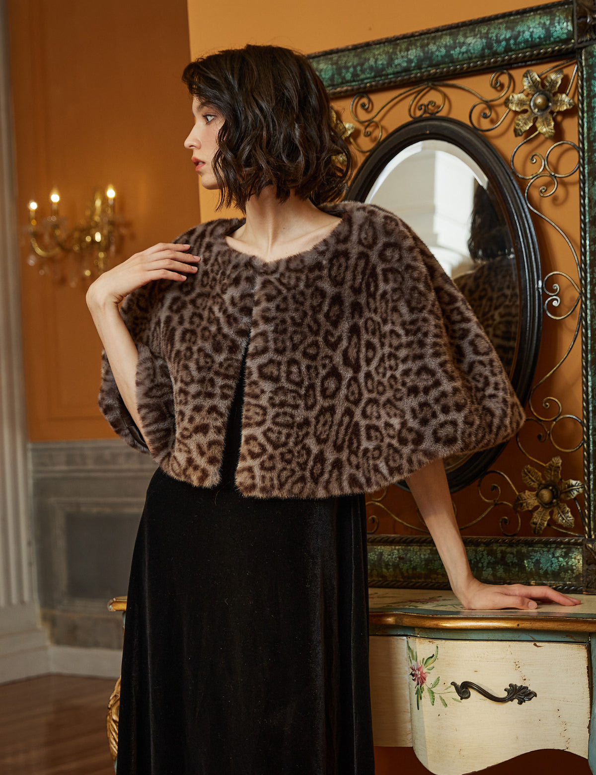 Sable Capelet