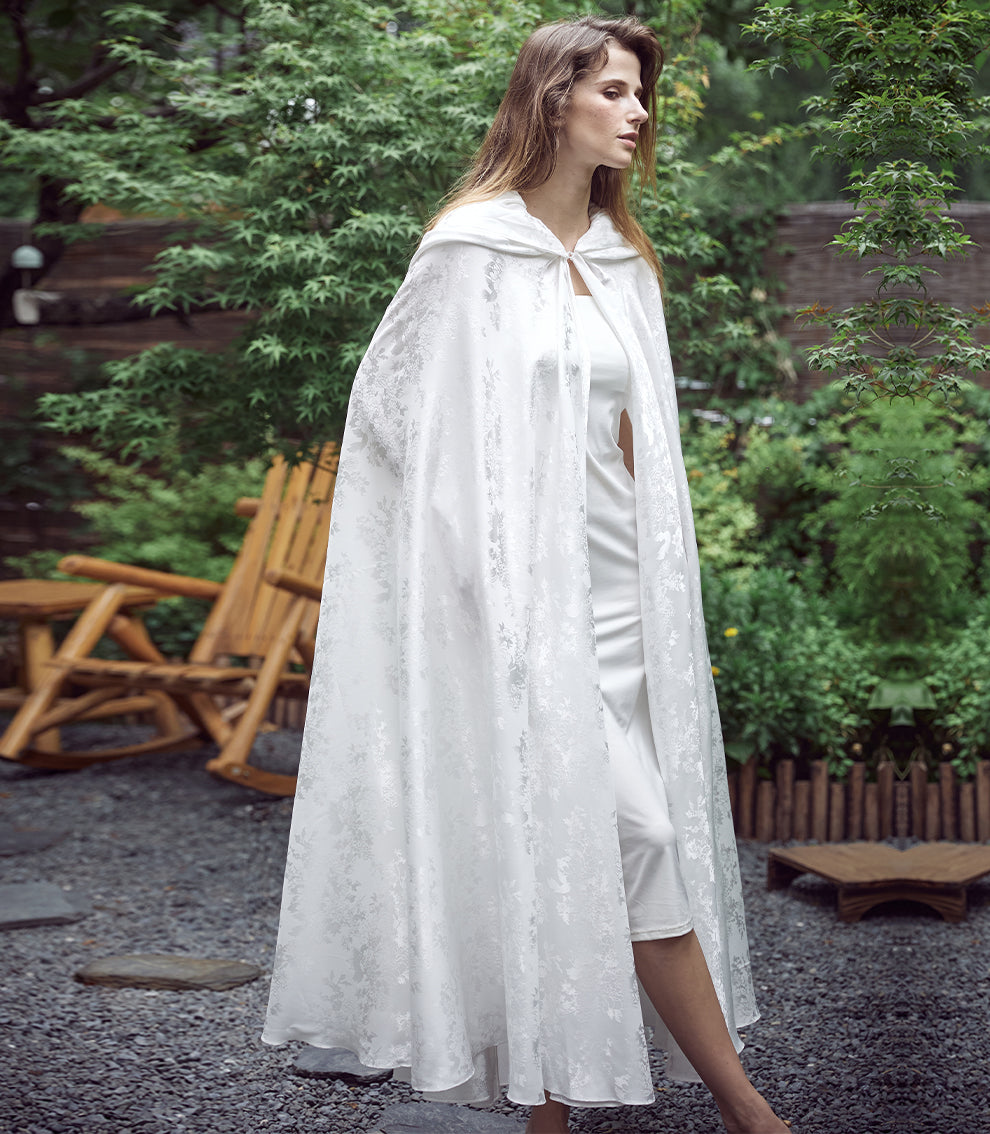 Anthea Cloak