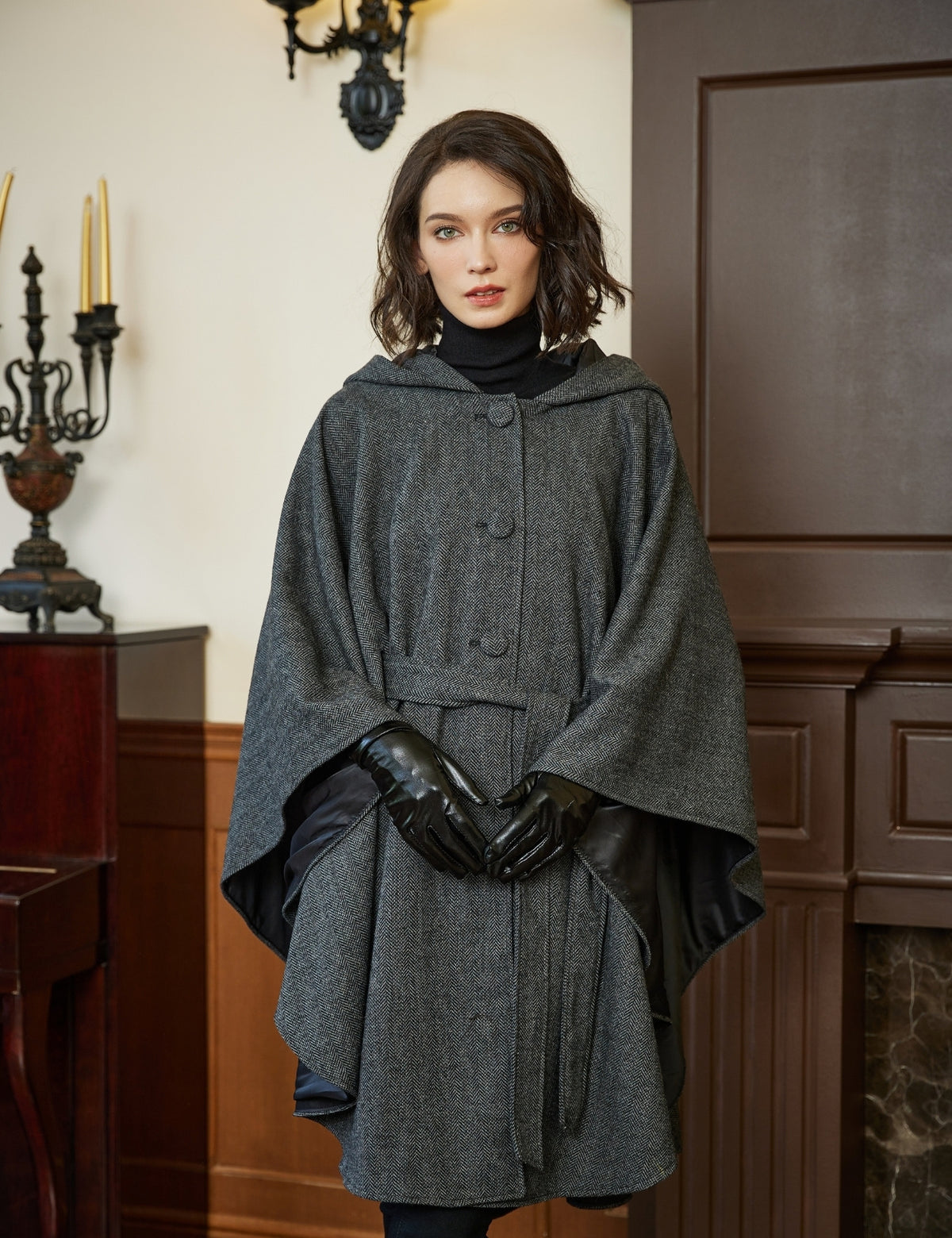 Eleanor Cloak