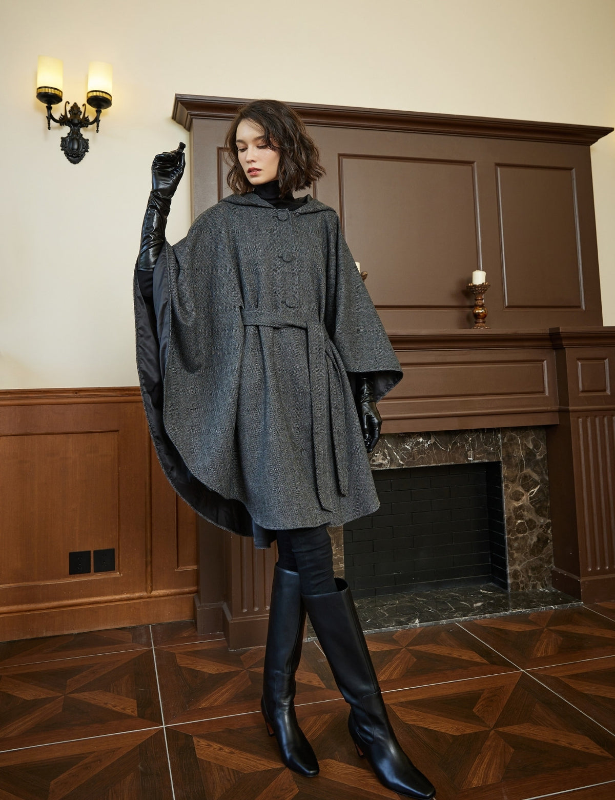 Eleanor Cloak